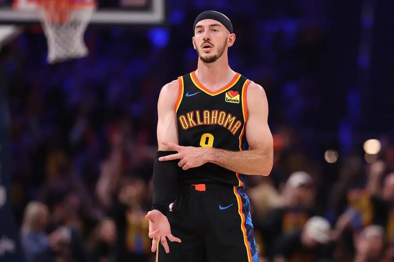 PG游戏下载-魔术翻盘黄蜂，卡鲁索高光表现的简单介绍