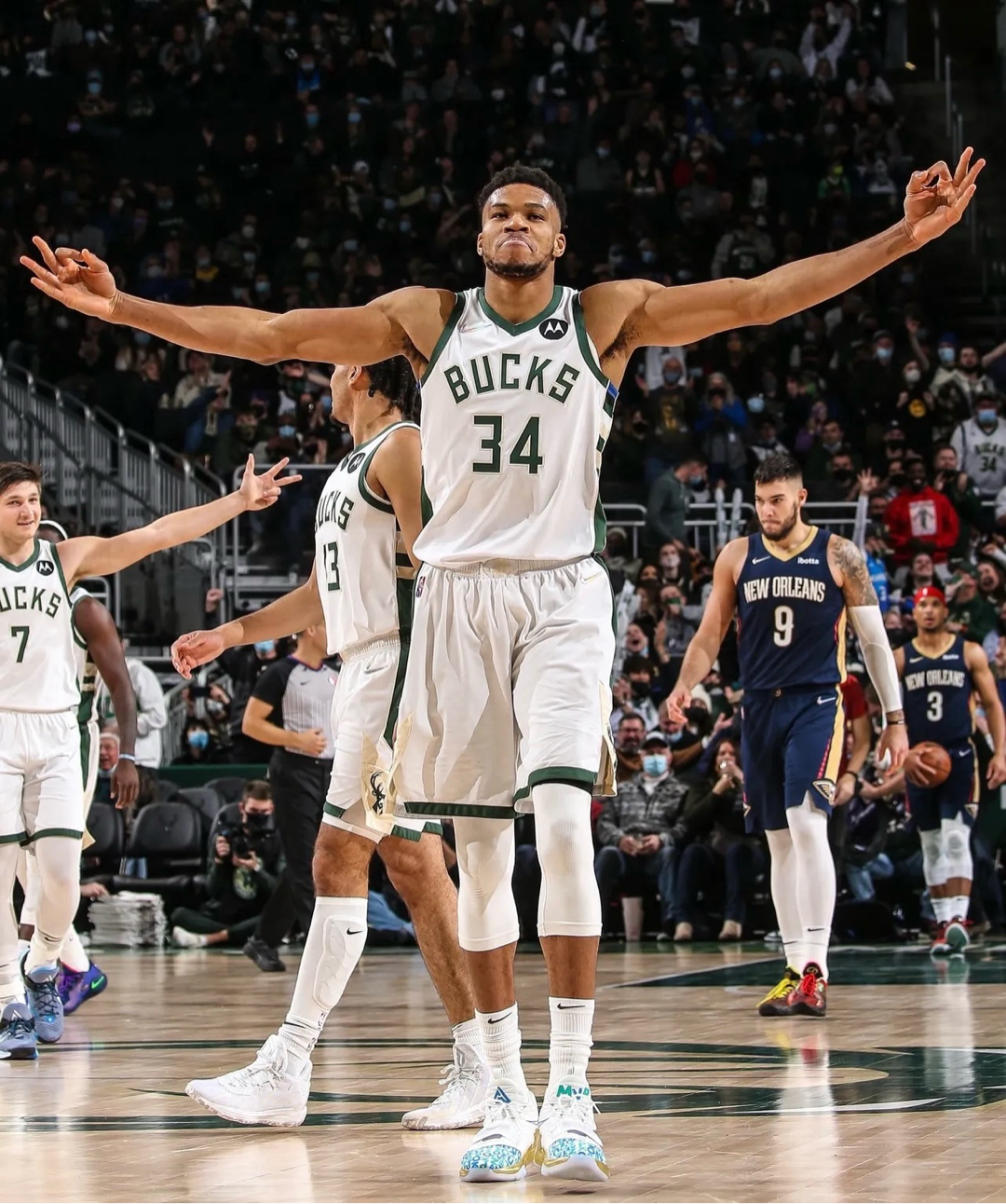 加拿大男篮绝杀美国男篮,字母哥三分雨点燃全场的简单介绍 加拿大男篮绝杀美国男篮,字母哥三分雨点燃全场的简单介绍