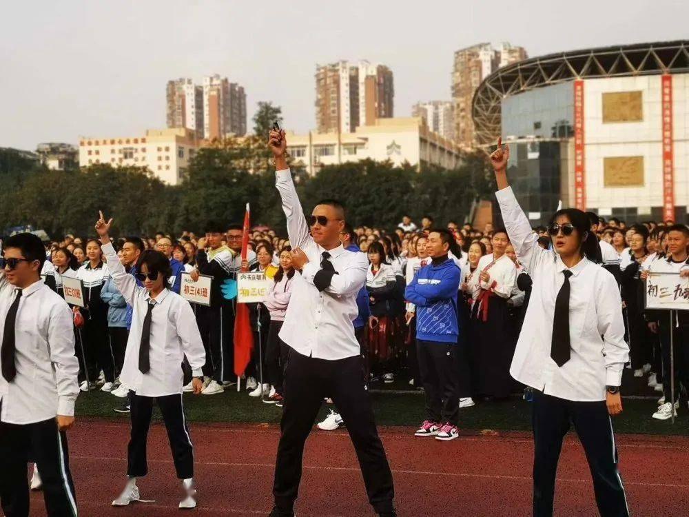 竞技体育向高科技迈进风采依旧 竞技体育向高科技迈进风采依旧