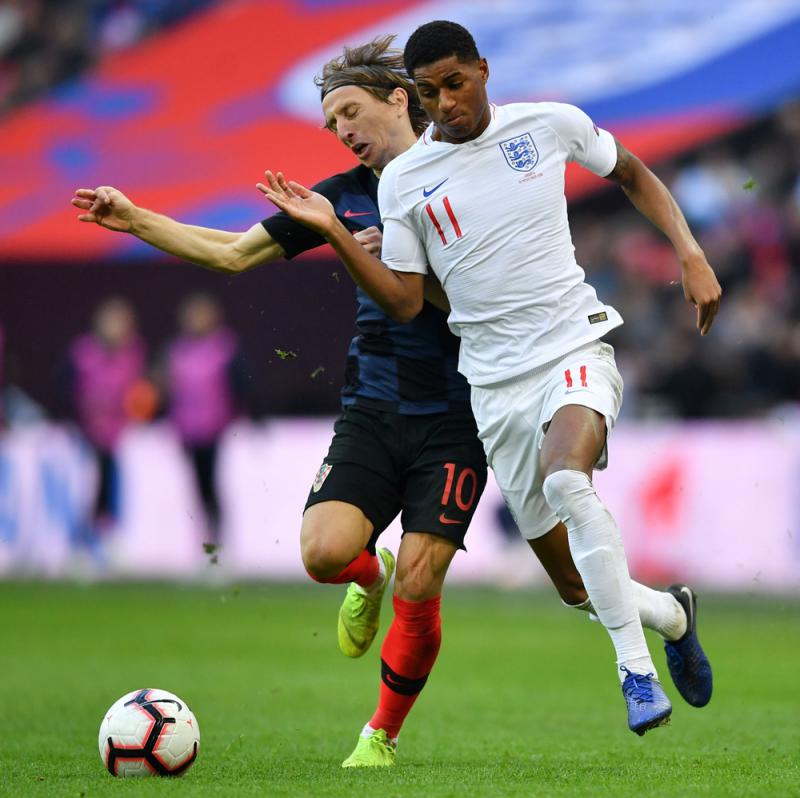 关于云达不莱梅再胜美因茨，状态回勇的信息