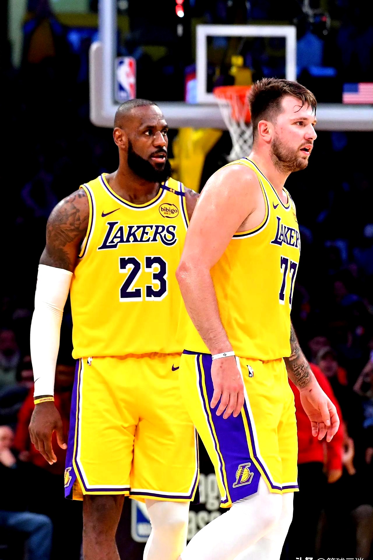 PG电子APP链接-勇士B队完胜雷霆，东契奇高光表现