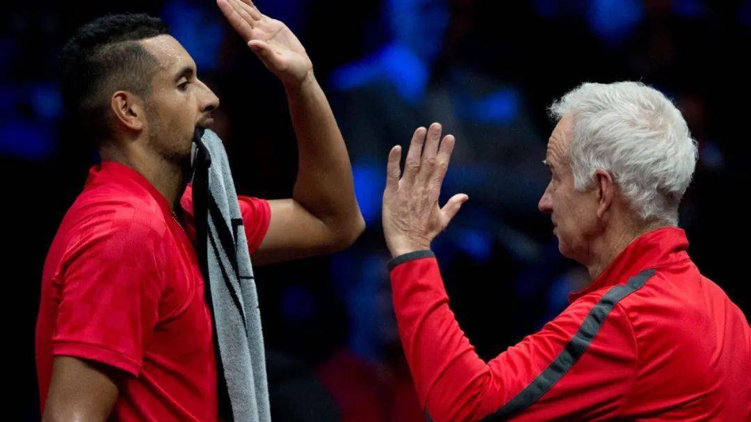 关于意大利网球队鏖战日本网球队，克耶高斯统治全场的信息