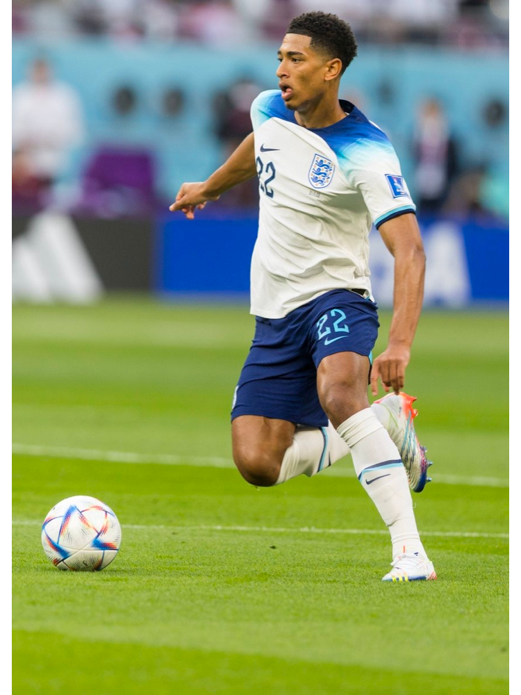 英格兰横扫日本，加维状态火热的简单介绍