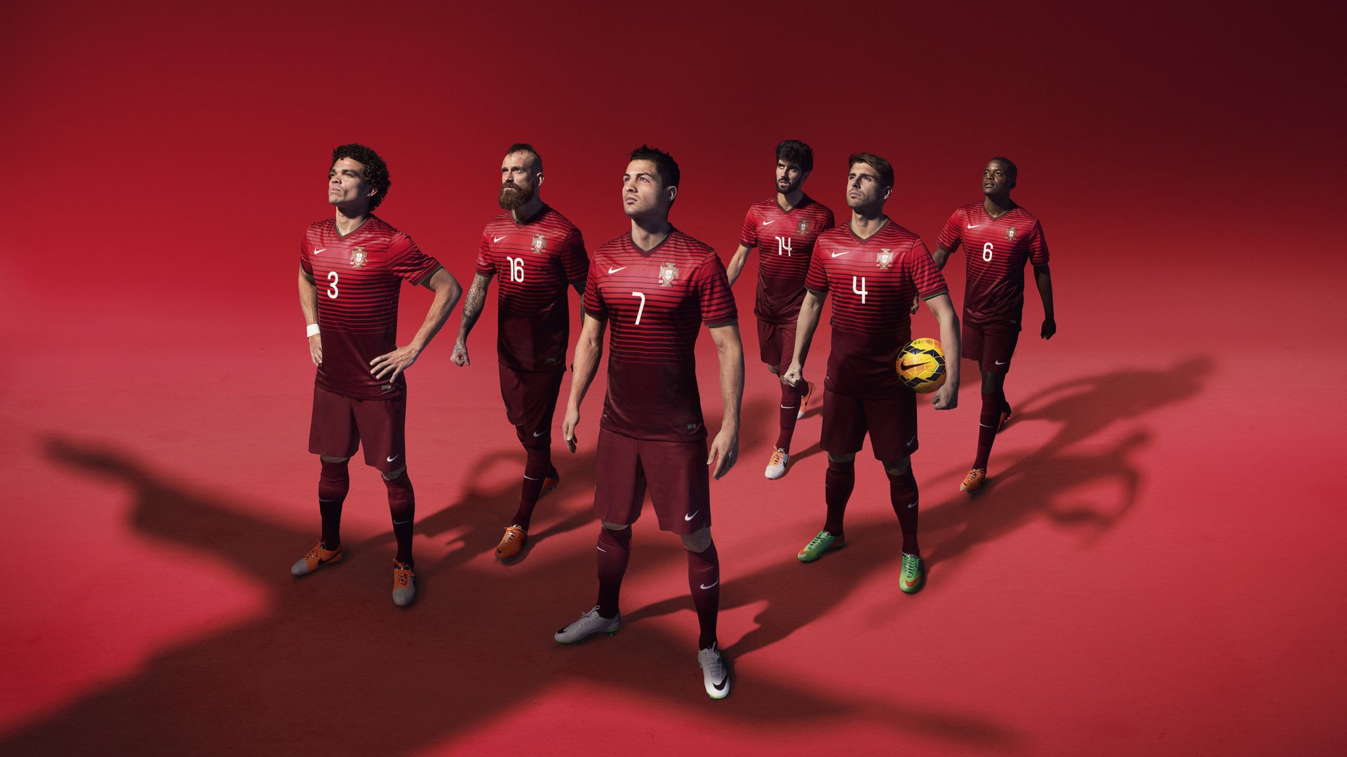 PG电子试玩官网-当贝蒂斯绿白条纹遇见智利红，德布劳内的非地理统治艺术