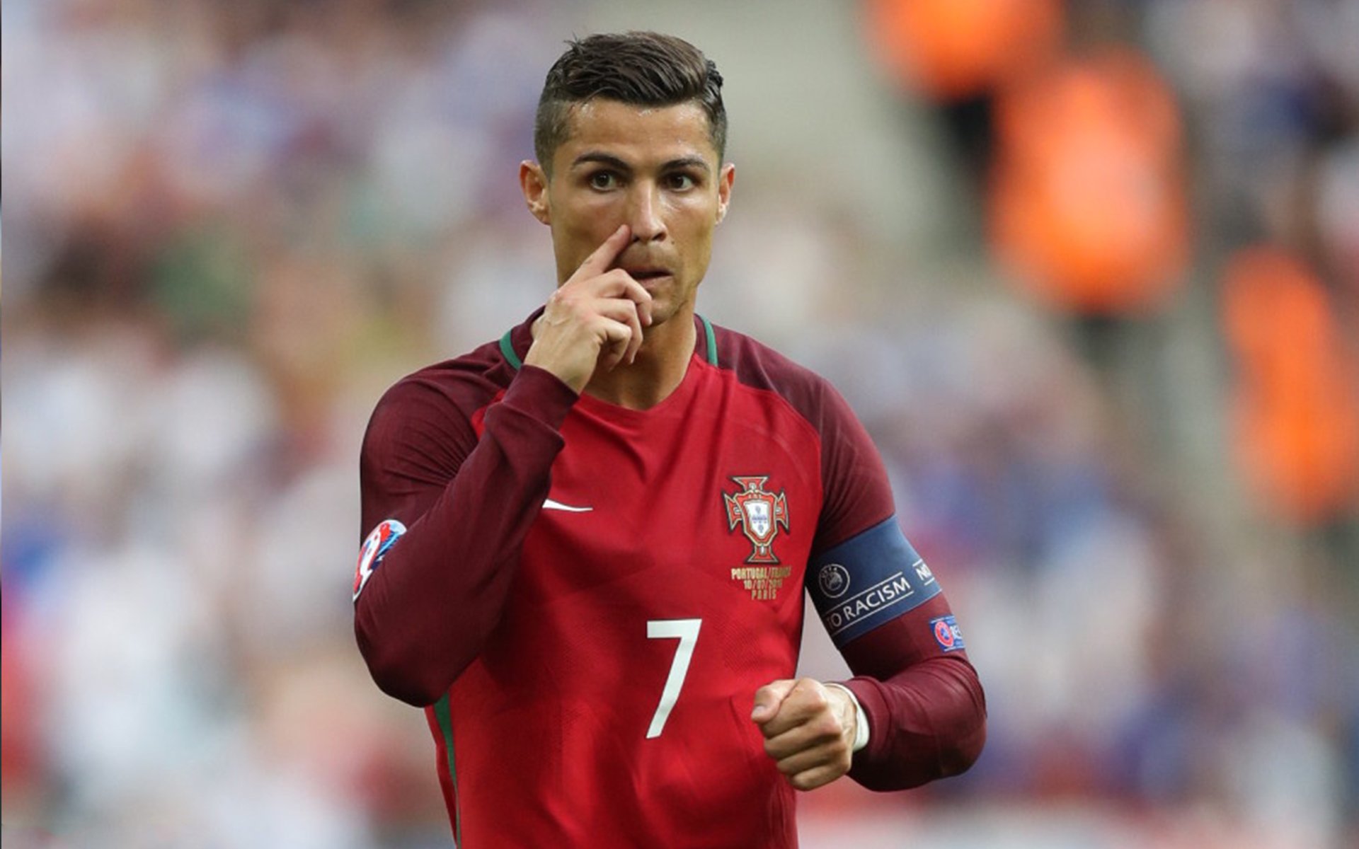 红龙咆哮安联!威尔士奇迹击溃拜仁,阿拉巴里程碑之夜见证历史