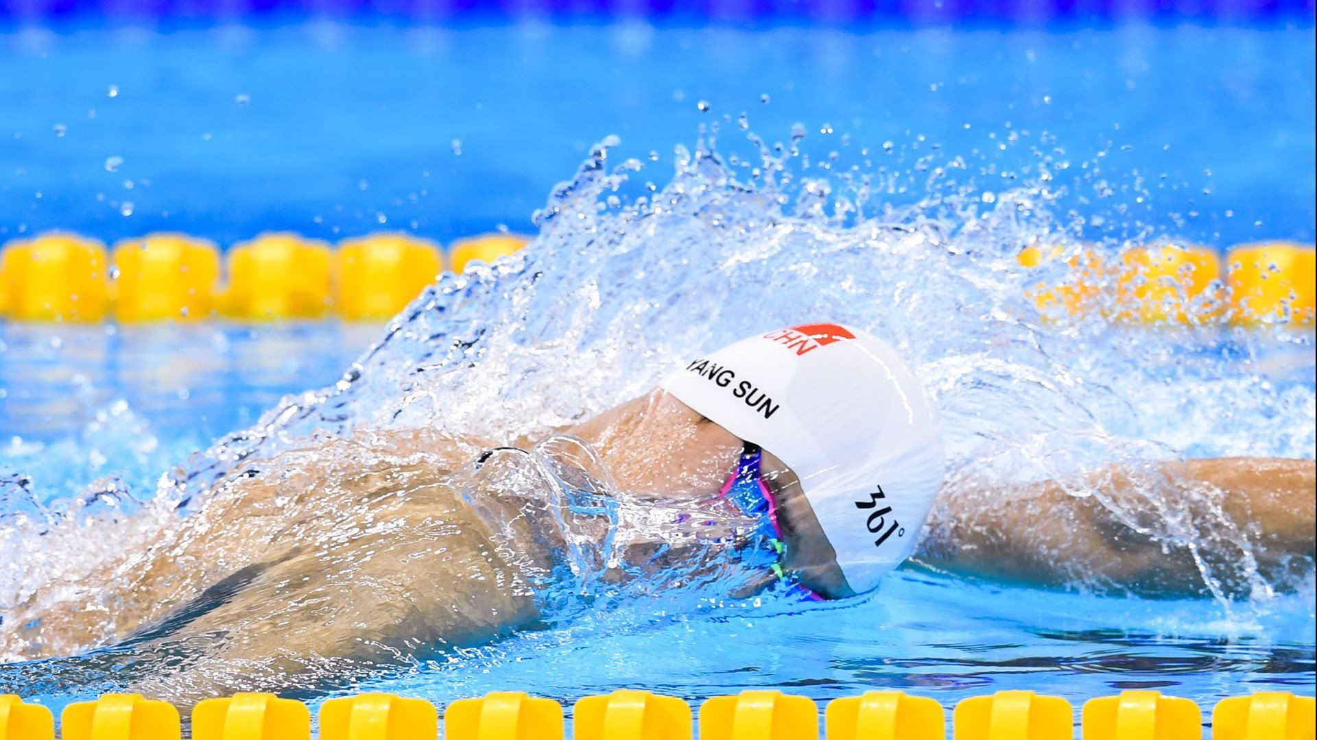 欧冠半决赛之夜,孙兴慜进攻端无人可挡,亚洲之光闪耀欧洲之巅